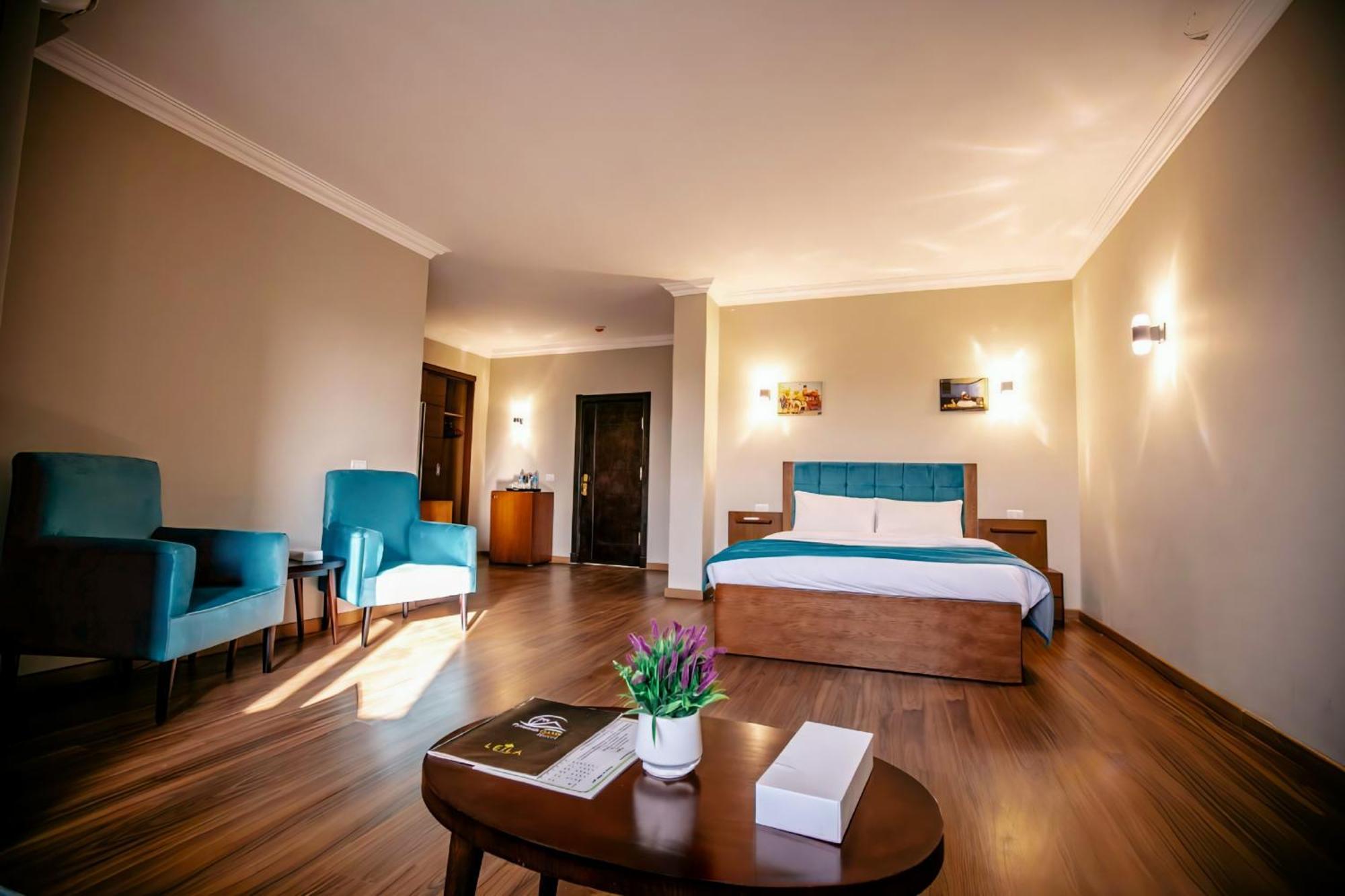 Pyramids Oasis Hotel Kafrat al Jabal Екстер'єр фото