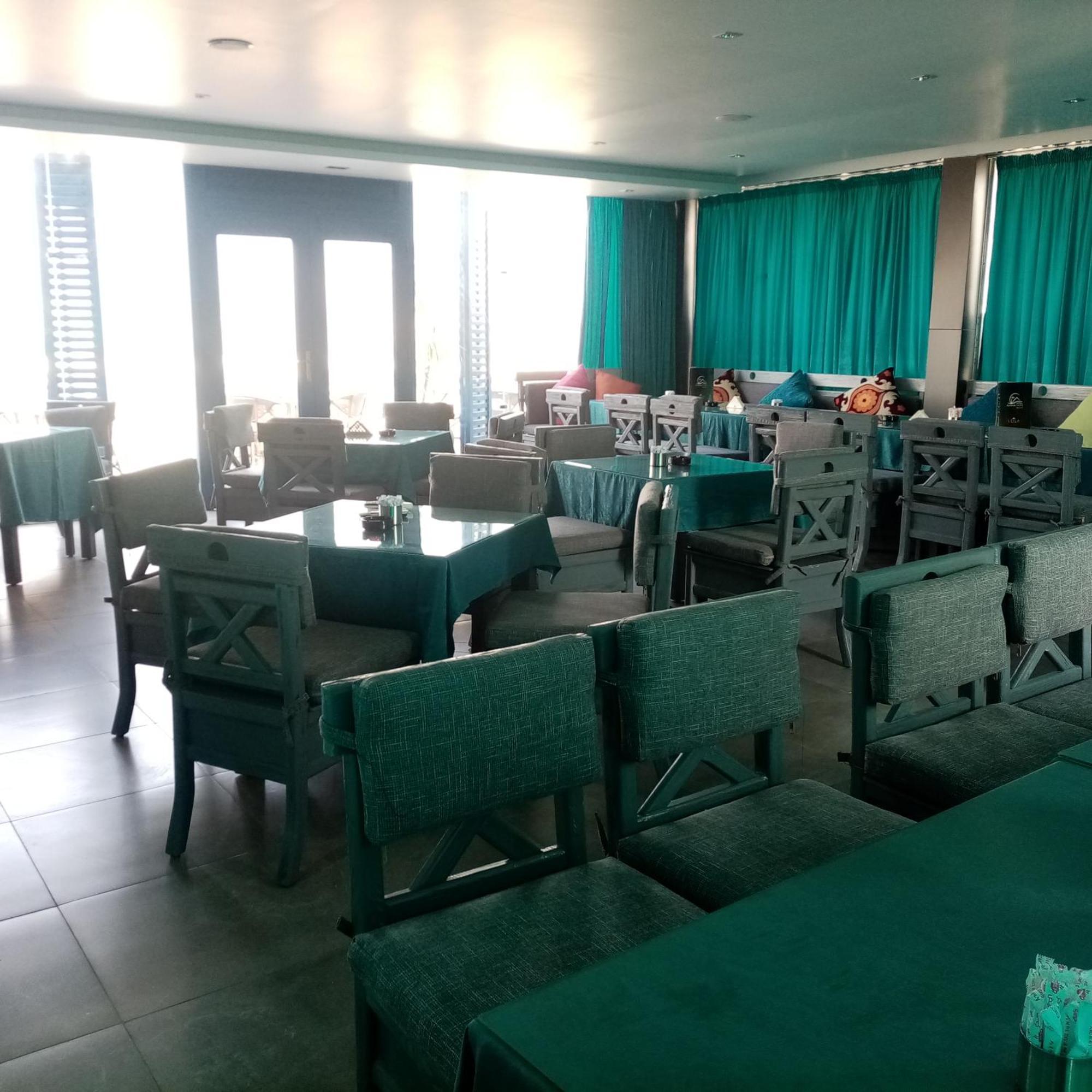 Pyramids Oasis Hotel Kafrat al Jabal Екстер'єр фото