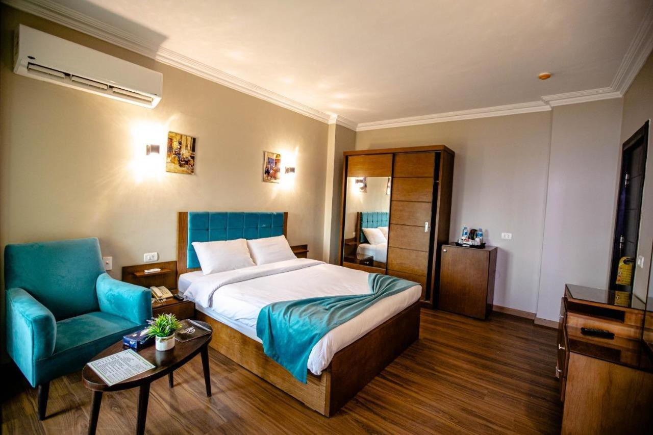 Pyramids Oasis Hotel Kafrat al Jabal Екстер'єр фото